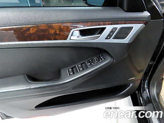 Hyundai Genesis 2014 — photo 15