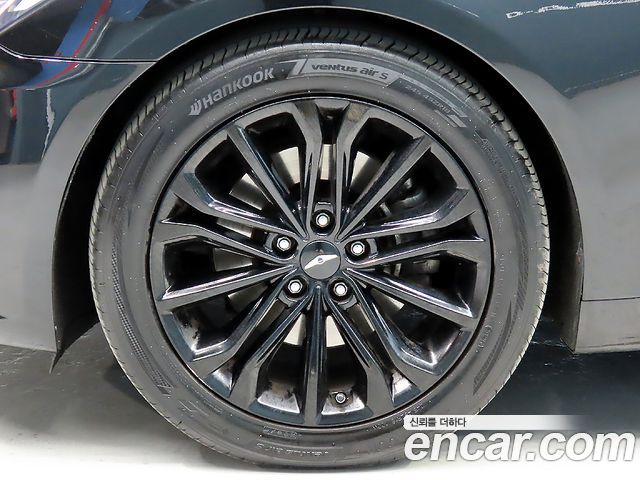 Hyundai Genesis 2014 — photo 20