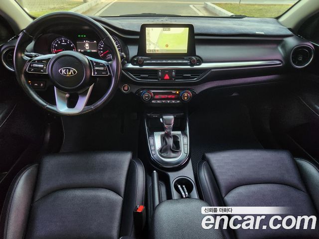 Kia K3 2019 — photo 14