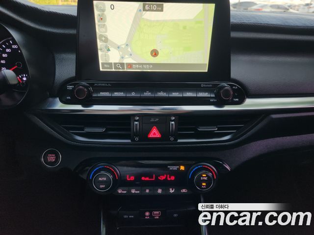 Kia K3 2019 — photo 18