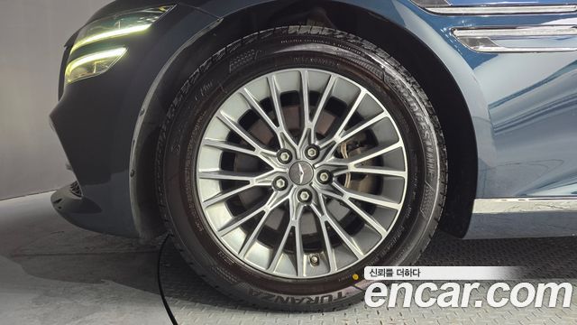 Genesis G80 2022 — photo 5
