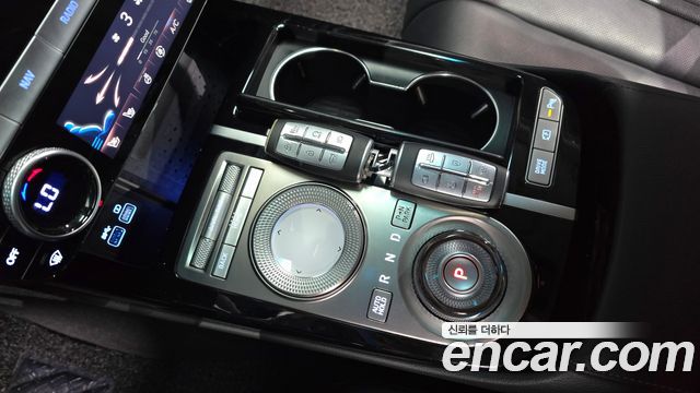 Genesis G80 2022 — photo 9