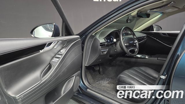 Genesis G80 2022 — photo 10