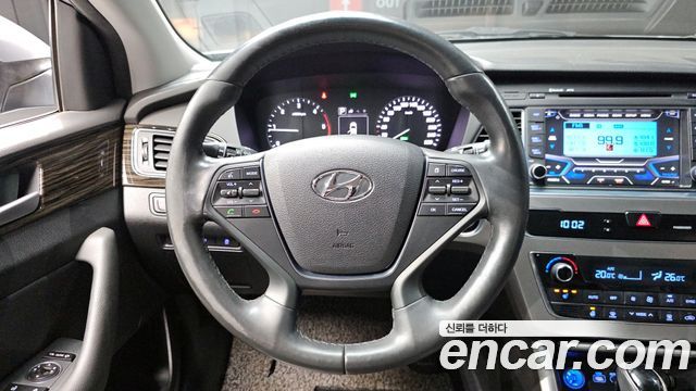 Hyundai Sonata 2016 — photo 19