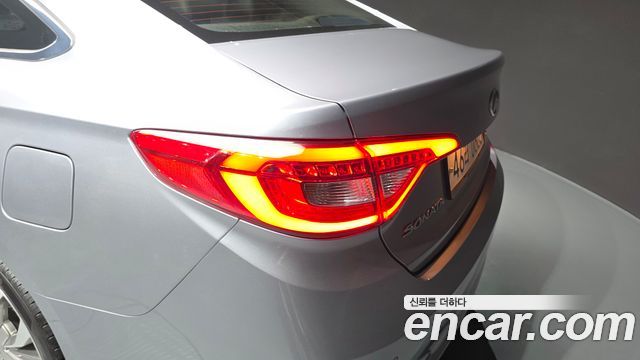 Hyundai Sonata 2016 — photo 9