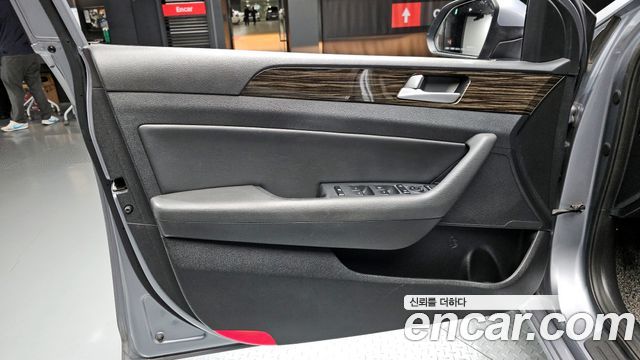 Hyundai Sonata 2016 — photo 14