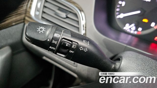 Hyundai Sonata 2016 — photo 28