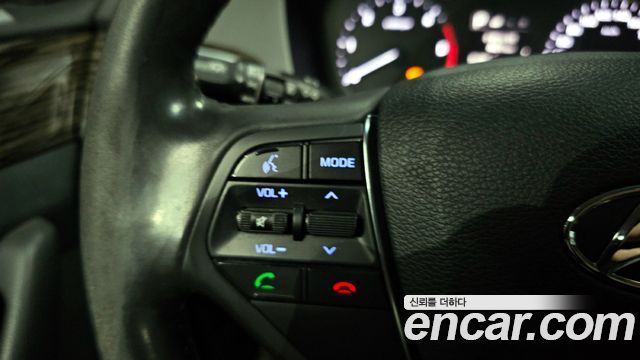 Hyundai Sonata 2016 — photo 29