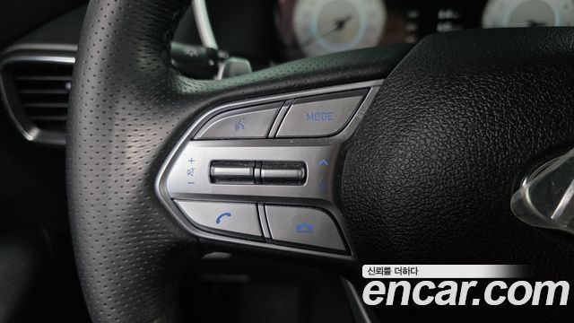 Hyundai Santafe 2021 — photo 16