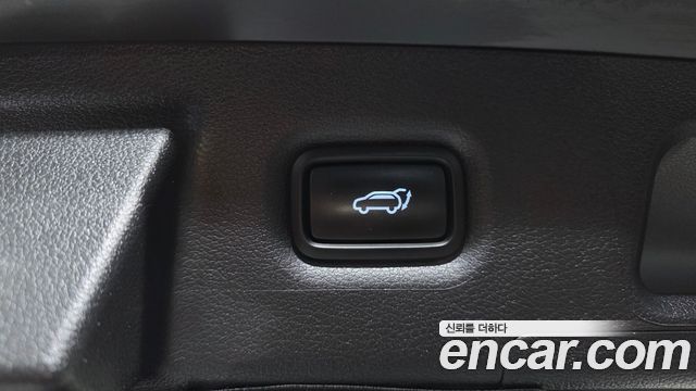 Hyundai Santafe 2021 — photo 18