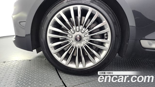 Kia K9 2019 — photo 5
