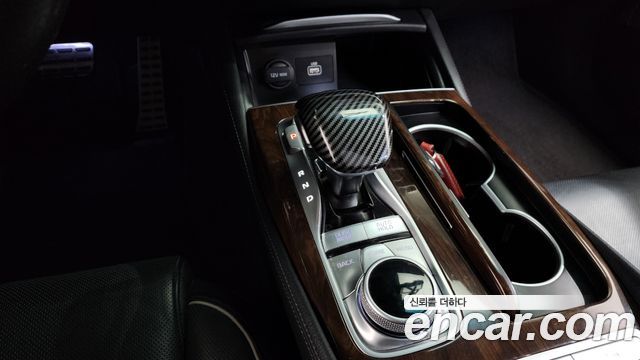 Kia K9 2019 — photo 9