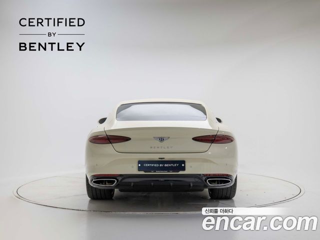 Bentley Continental 2026 — photo 3