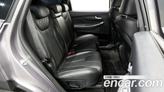 Hyundai Santafe 2021 — photo 17