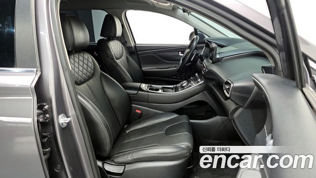 Hyundai Santafe 2021 — photo 16