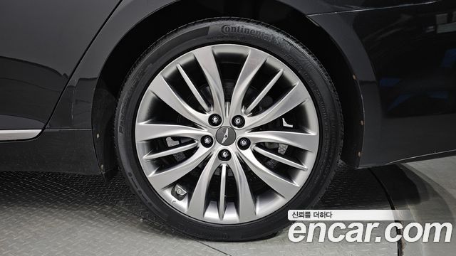 Genesis G80 2018 — photo 7