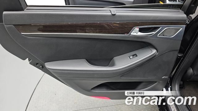 Genesis G80 2018 — photo 15