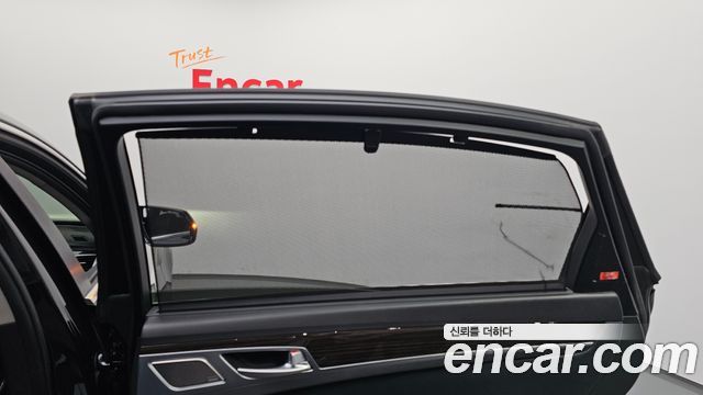 Genesis G80 2018 — photo 33