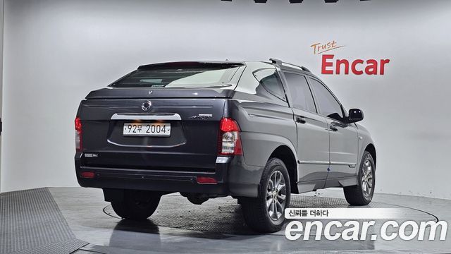 KG Mobility KORANDO 2015 — photo 2