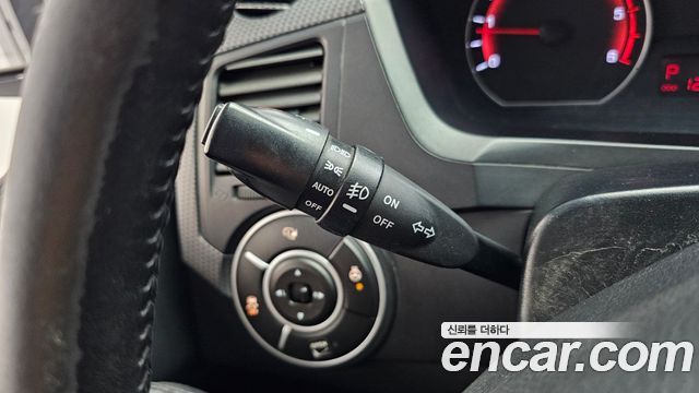KG Mobility KORANDO 2015 — photo 23
