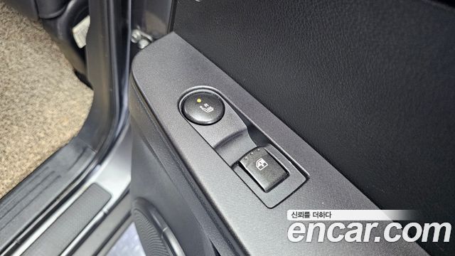 KG Mobility KORANDO 2015 — photo 25