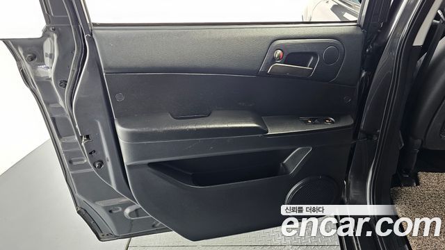 KG Mobility KORANDO 2015 — photo 15