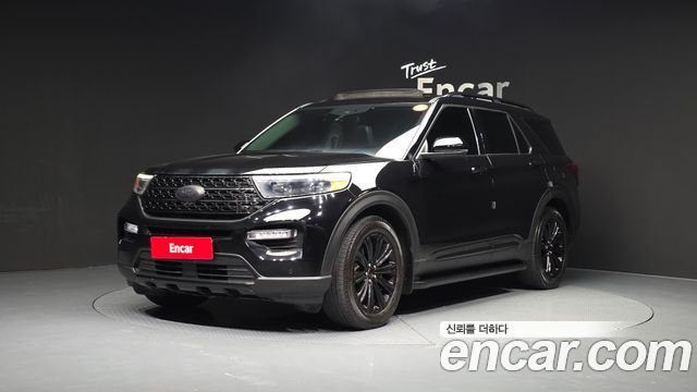 Ford Explorer 2021 — photo 1