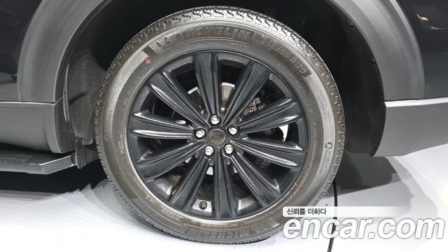 Ford Explorer 2021 — photo 7