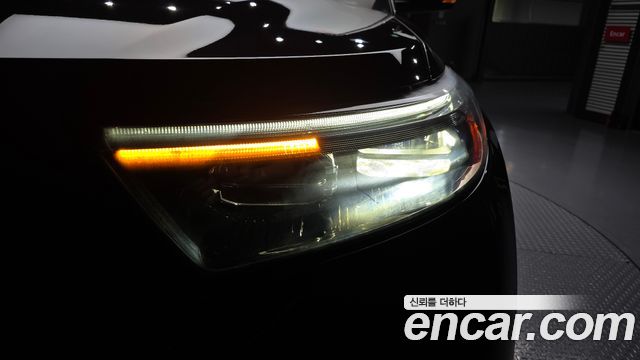 Ford Explorer 2021 — photo 8