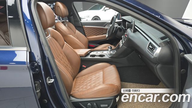 Genesis G70 2019 — photo 11
