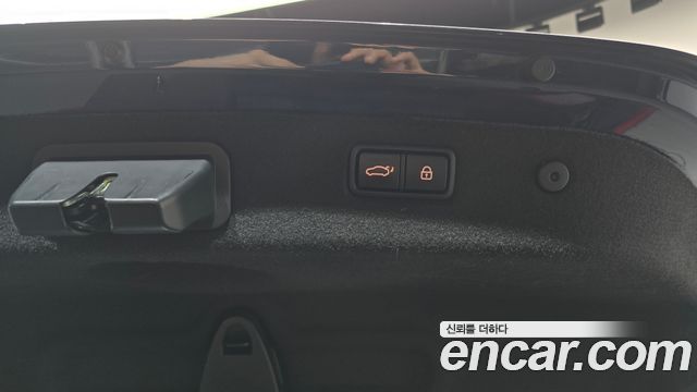 Genesis G70 2019 — photo 20