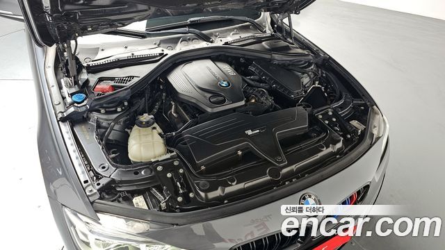 BMW 3-Series 2018 — photo 6