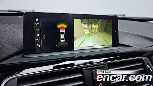 BMW 3-Series 2018 — photo 15