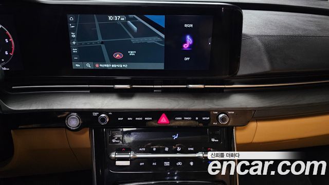 Kia Canival 2021 — photo 14