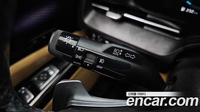 Kia Canival 2021 — photo 17