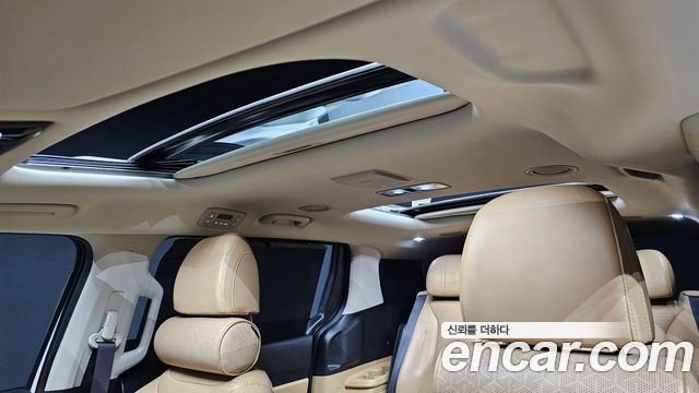 Kia Canival 2021 — photo 19