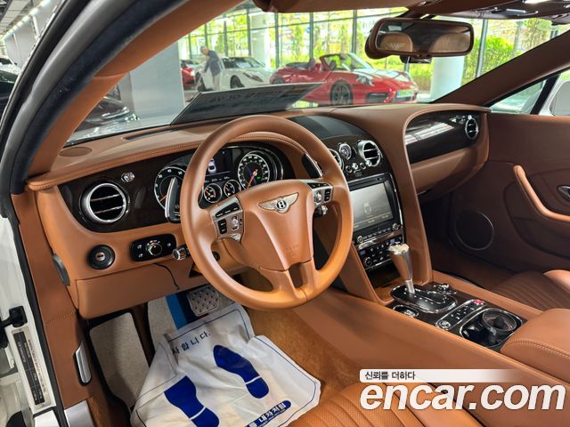 Bentley Continental 2016 — photo 4