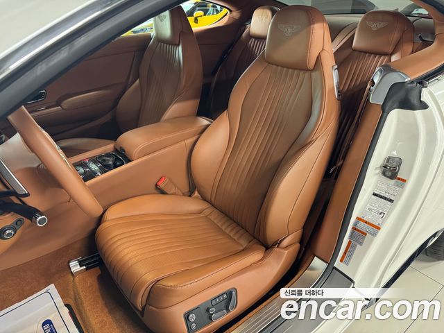 Bentley Continental 2016 — photo 8