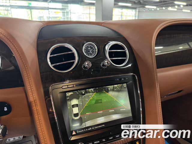 Bentley Continental 2016 — photo 9