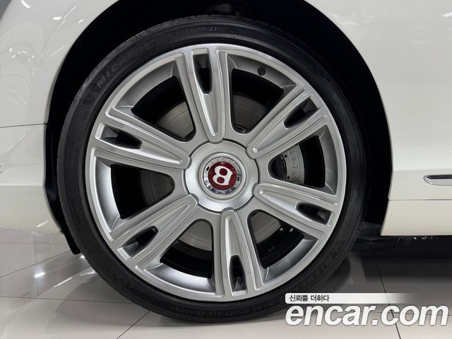 Bentley Continental 2016 — photo 15