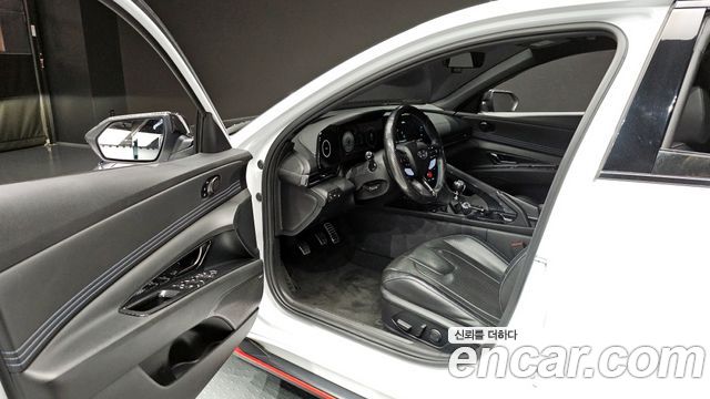 Hyundai AVANTE 2022 — photo 13