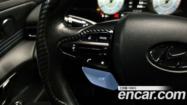 Hyundai AVANTE 2022 — photo 30