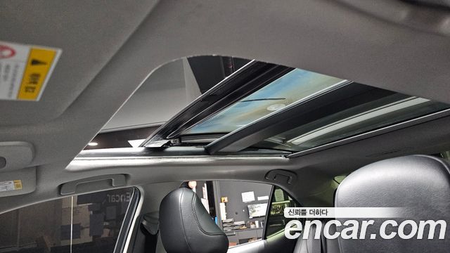 Toyota Camry 2019 — photo 22