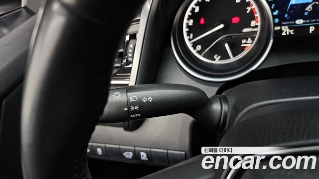 Toyota Camry 2019 — photo 27