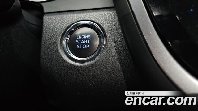 Toyota Camry 2019 — photo 29