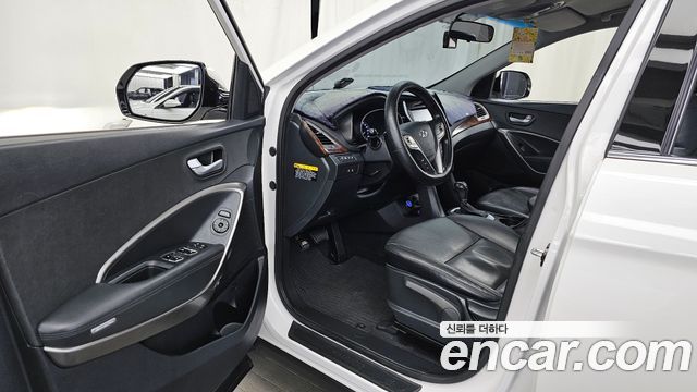 Hyundai Santafe 2016 — photo 10