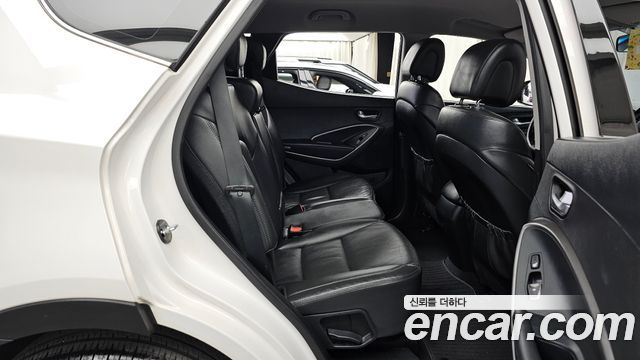 Hyundai Santafe 2016 — photo 12