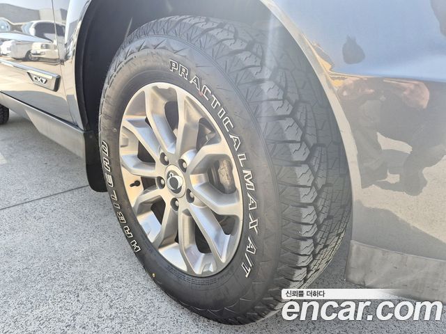 KG Mobility KORANDO 2015 — photo 8