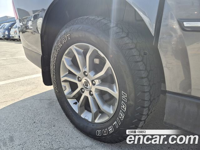 KG Mobility KORANDO 2015 — photo 9