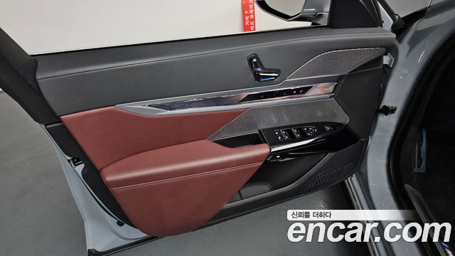 BMW 7-Series 2023 — photo 14